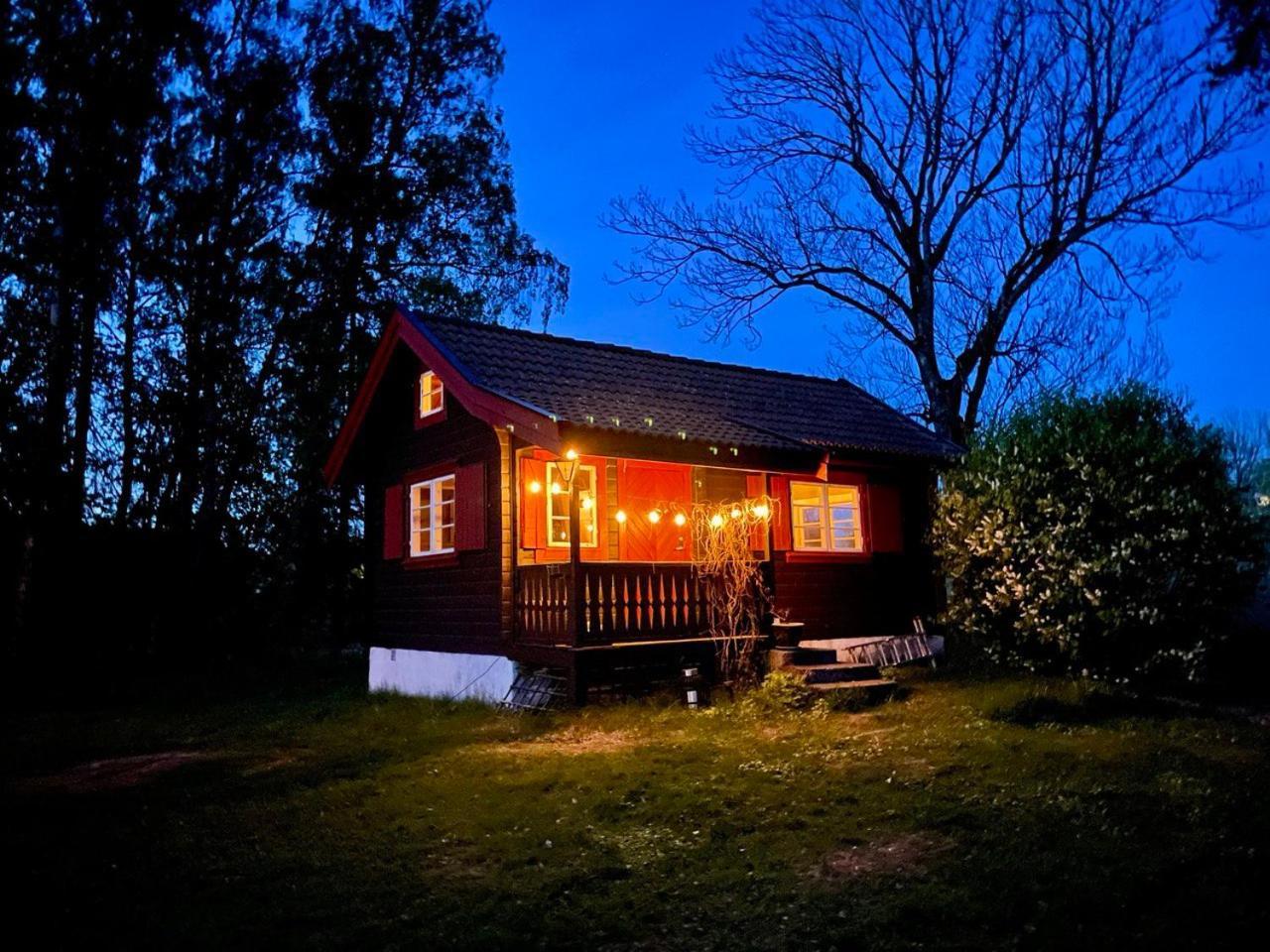 Holiday home Koselig Pa Eget Tun Med Varmtvanns Utedusj As